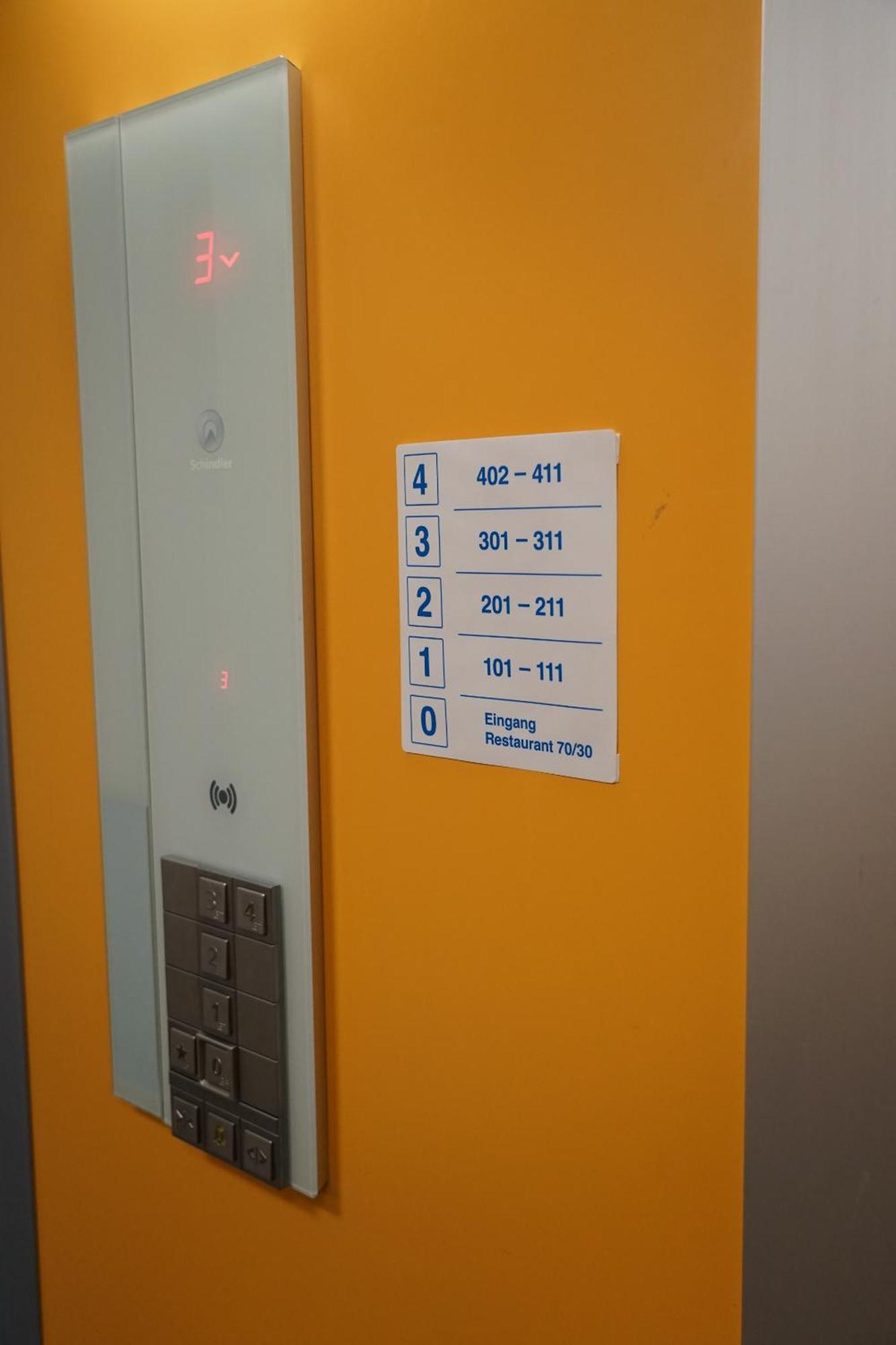Perron 10 Centra Hotel ווינטרטהור חדר תמונה