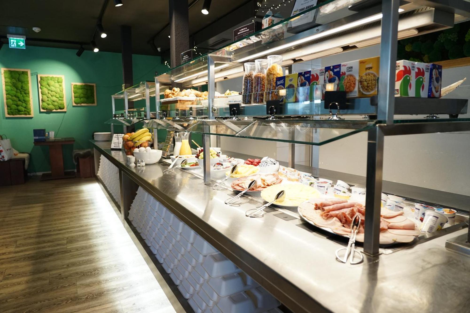 Perron 10 Centra Hotel ווינטרטהור מראה חיצוני תמונה